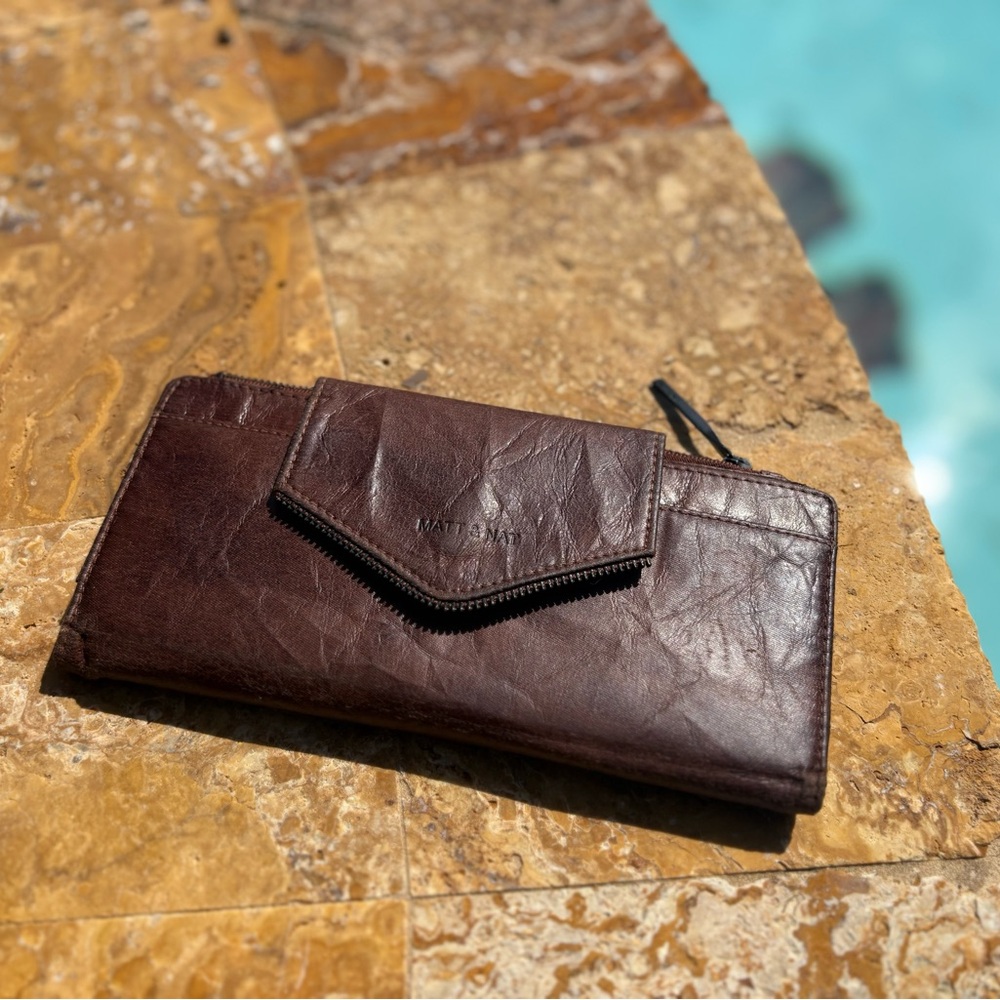 Matt & Nat Brown Wallet Distressed Vegan Faux Leather Checkbook